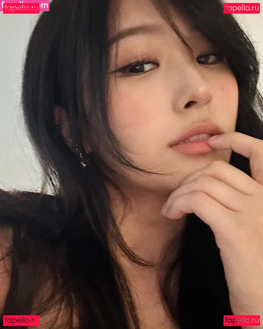 Hannah V Onlyfans Photo Gallery 