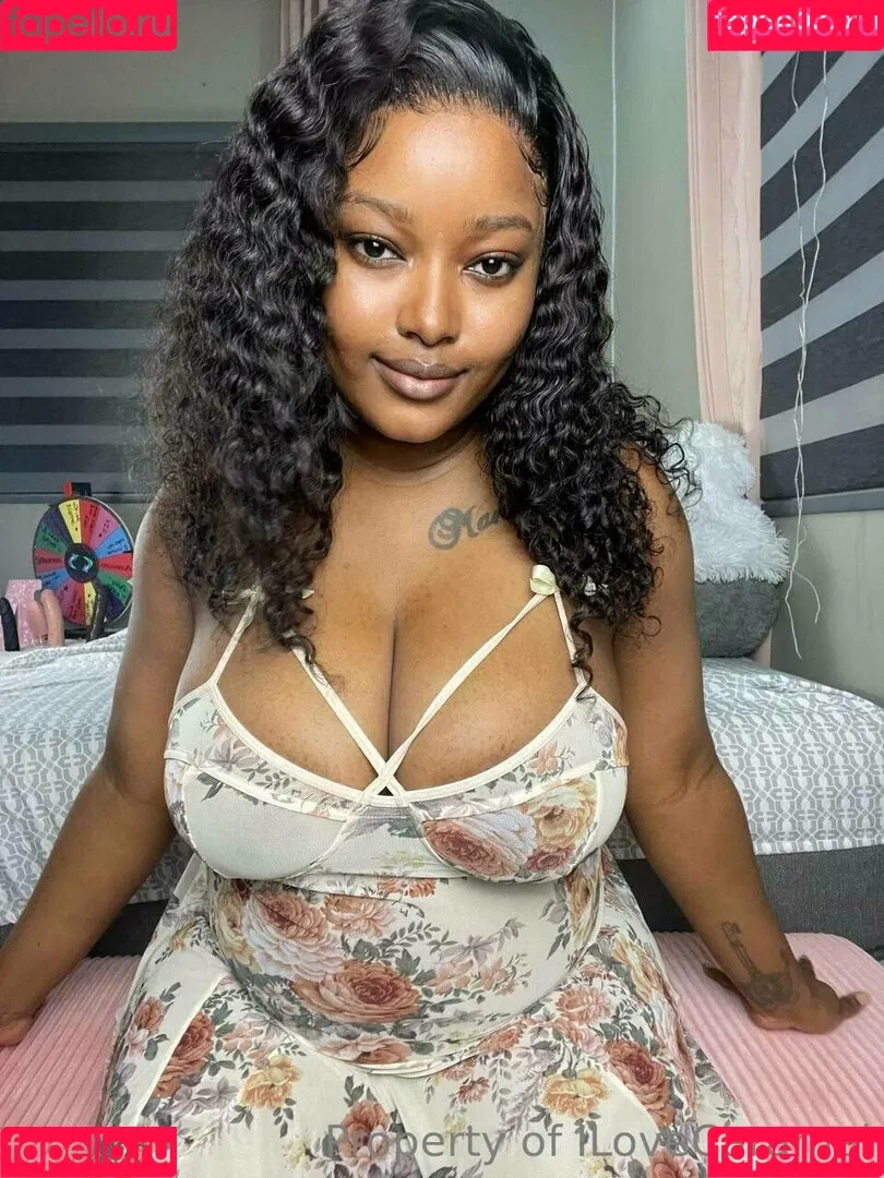 ilovecaramel Onlyfans Photo Gallery 