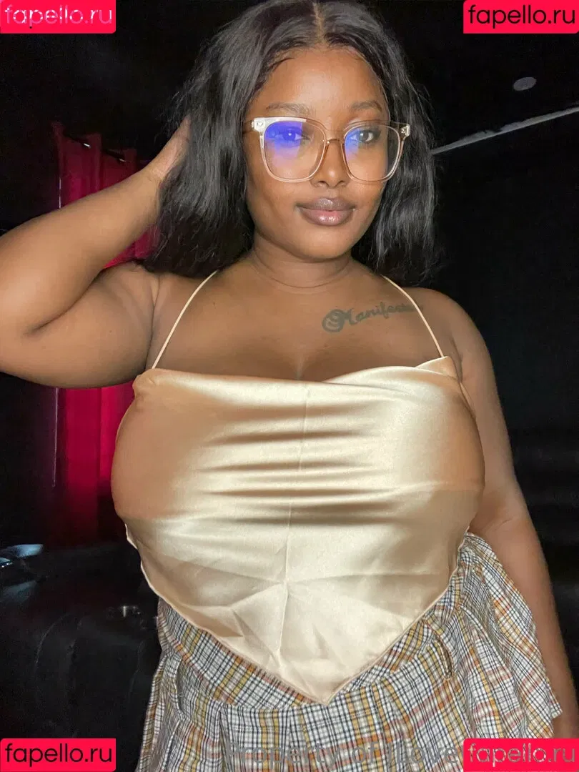 ilovecaramel Onlyfans Photo Gallery 