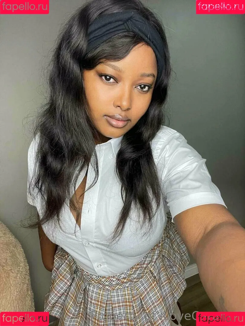 ilovecaramel Onlyfans Photo Gallery 
