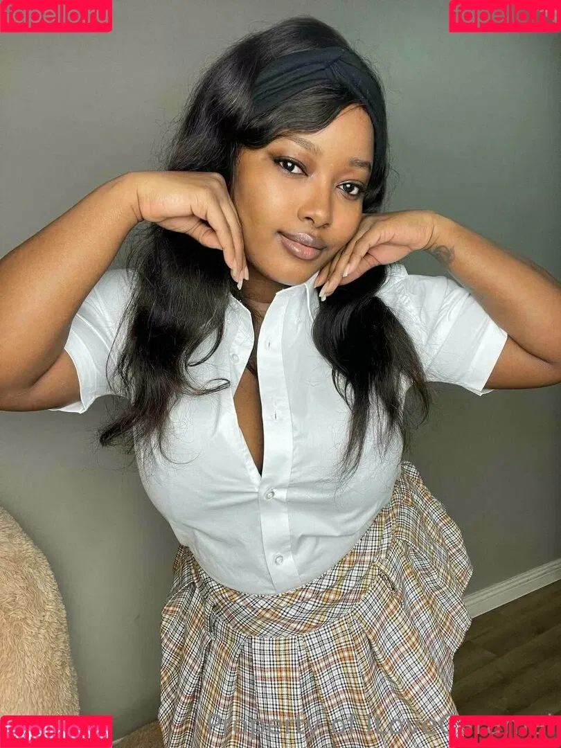 ilovecaramel Onlyfans Photo Gallery 