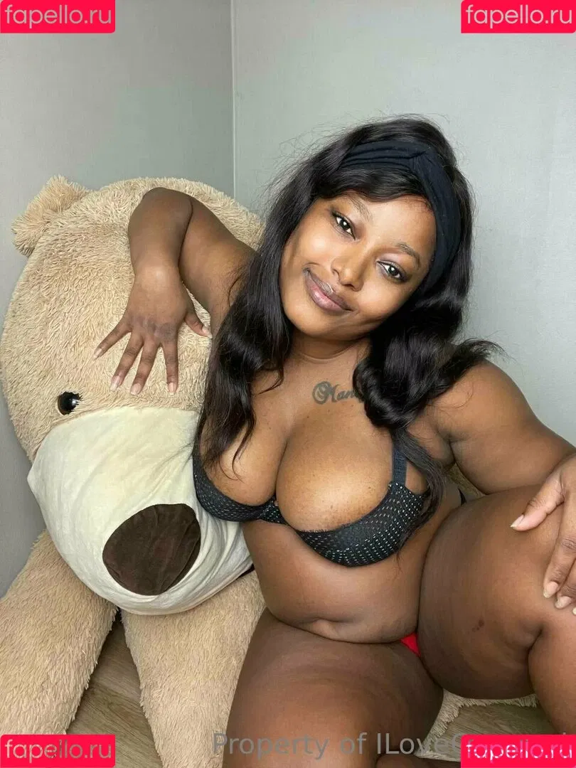 ilovecaramel Onlyfans Photo Gallery 