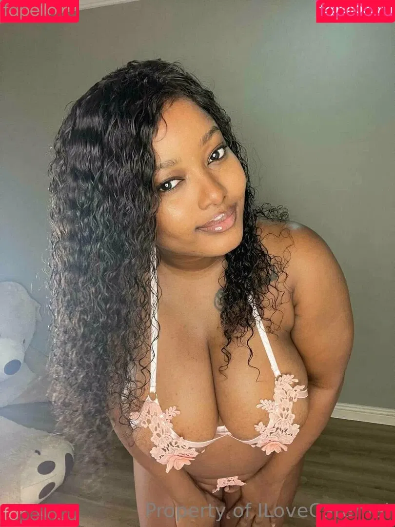 ilovecaramel Onlyfans Photo Gallery 