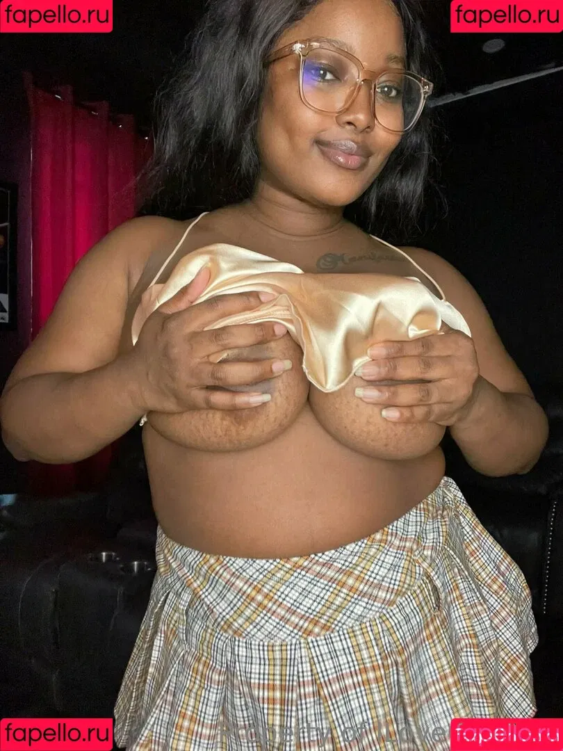ilovecaramel Onlyfans Photo Gallery 