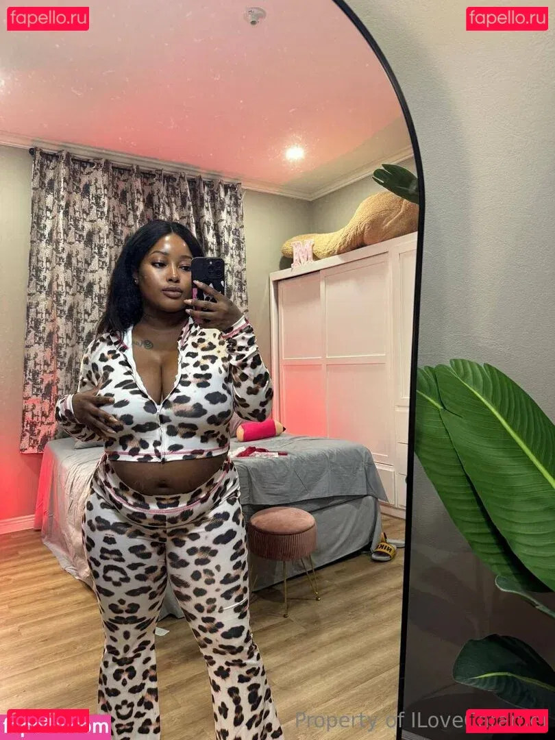 ilovecaramel Onlyfans Photo Gallery 