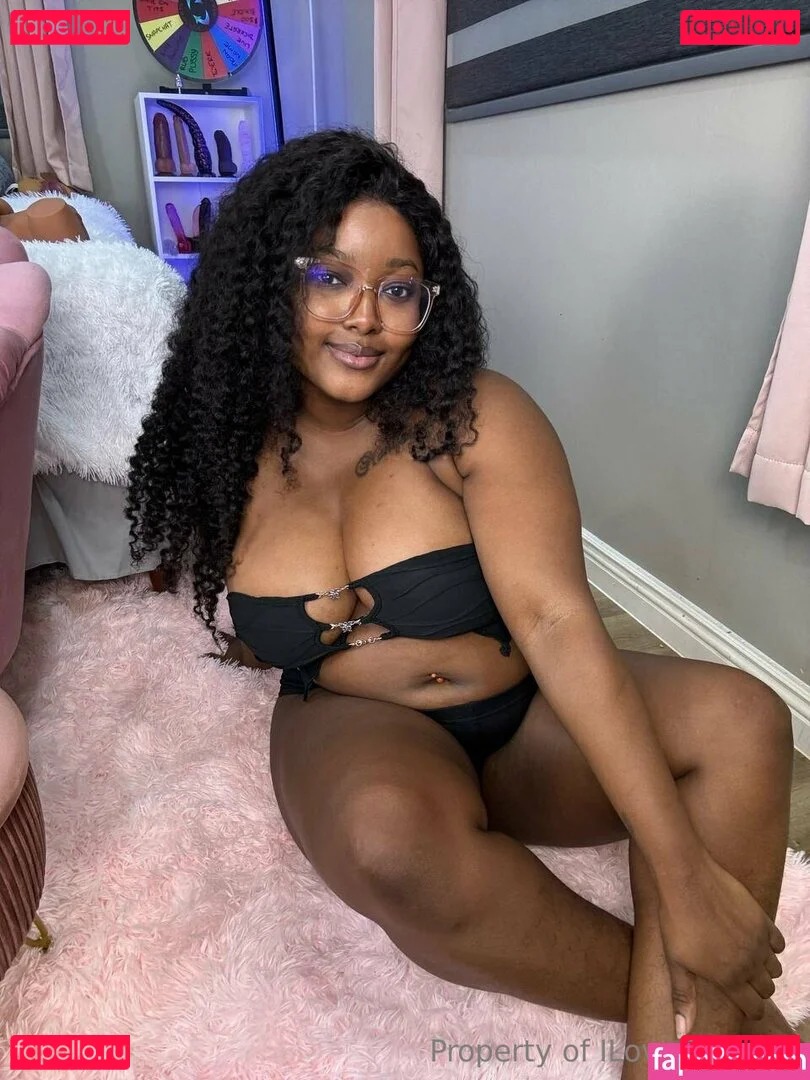 ilovecaramel Onlyfans Photo Gallery 