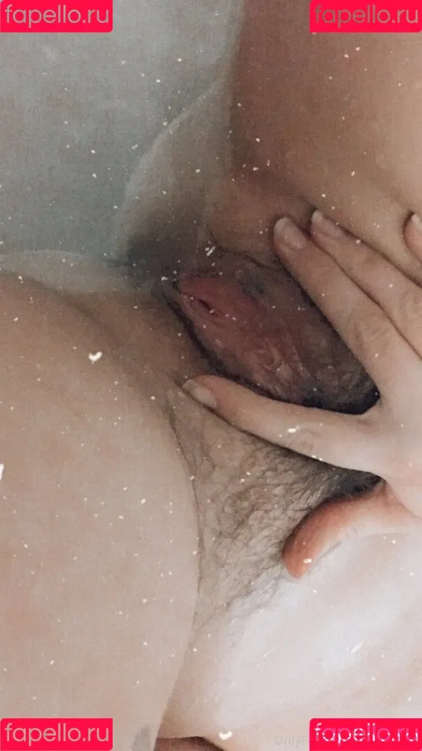 Embereon Onlyfans Photo Gallery 