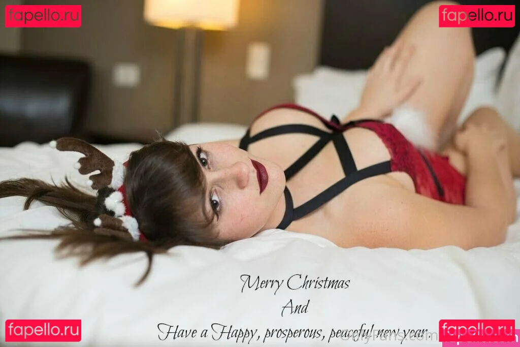 Embereon Onlyfans Photo Gallery 