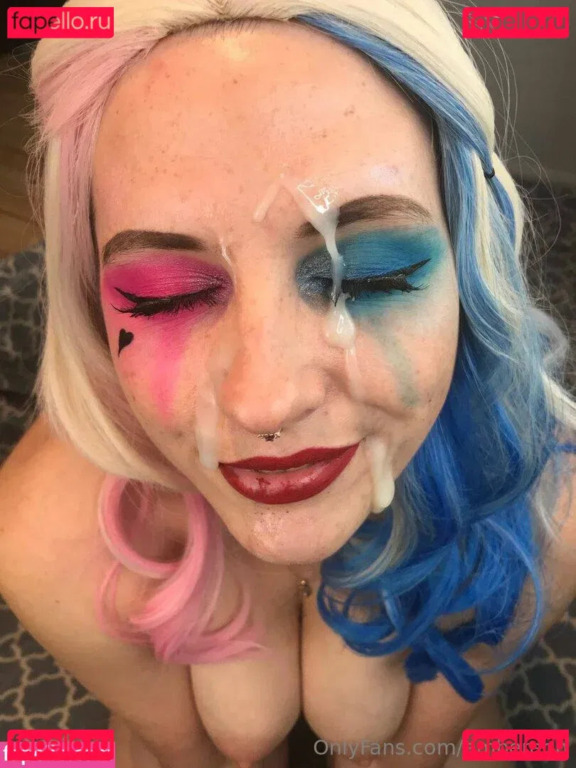 Embereon Onlyfans Photo Gallery 