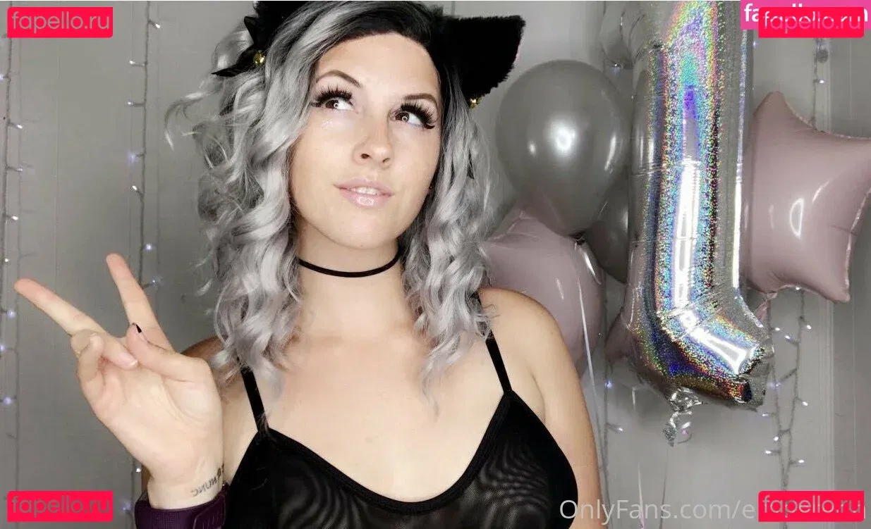 Embereon Onlyfans Photo Gallery 