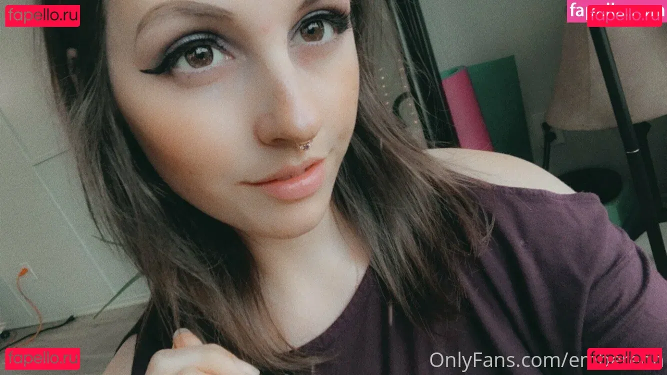 Embereon Onlyfans Photo Gallery 