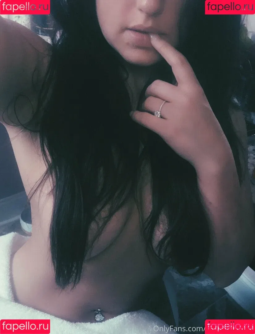 savanahroses Onlyfans Photo Gallery 