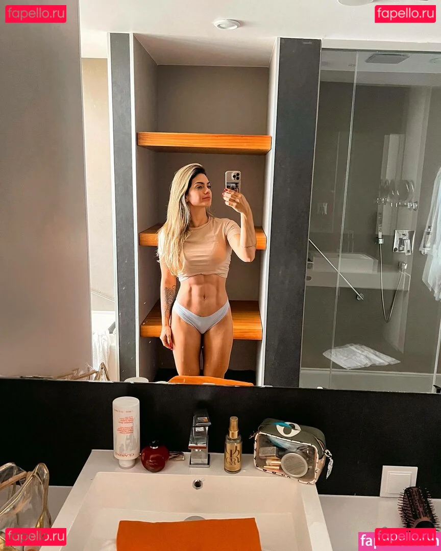 Kelly Kay Onlyfans Photo Gallery 