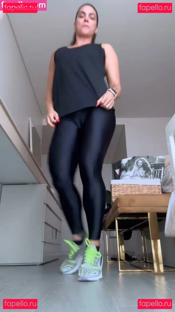 Kelly Kay Onlyfans Photo Gallery 