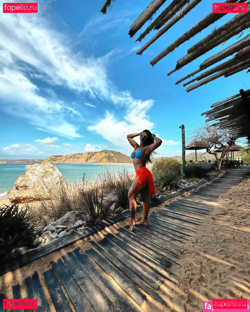 Kelly Kay Onlyfans Photo Gallery 