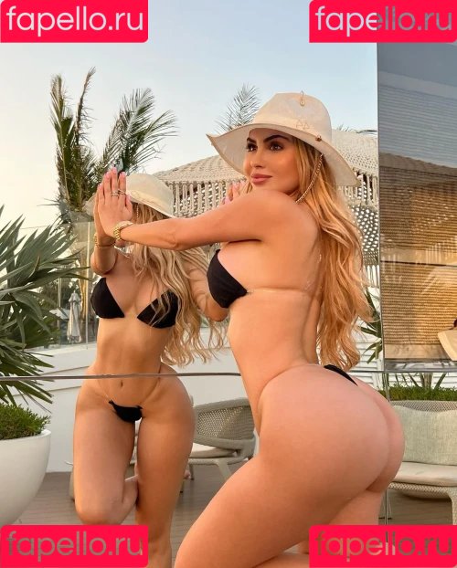 Alexa Dellanos Onlyfans Photo Gallery 