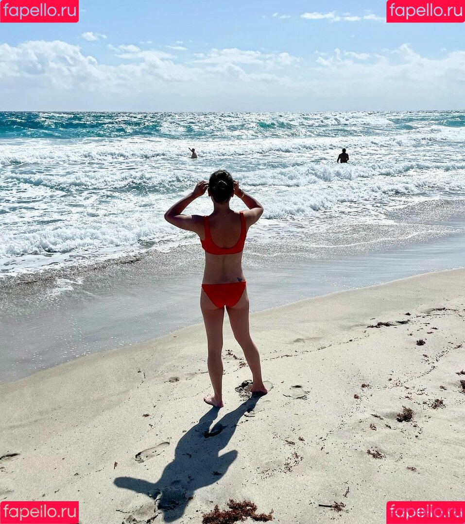 Lea Michele Onlyfans Photo Gallery 