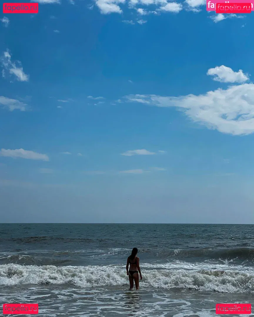 Lea Michele Onlyfans Photo Gallery 