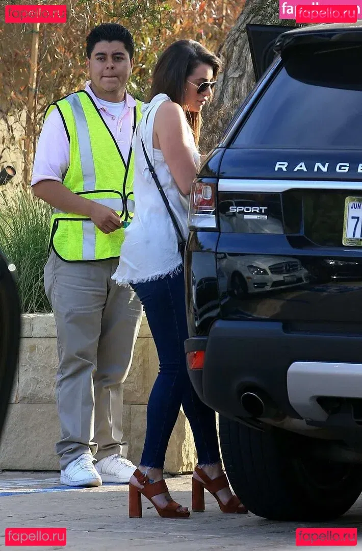 Lea Michele Onlyfans Photo Gallery 