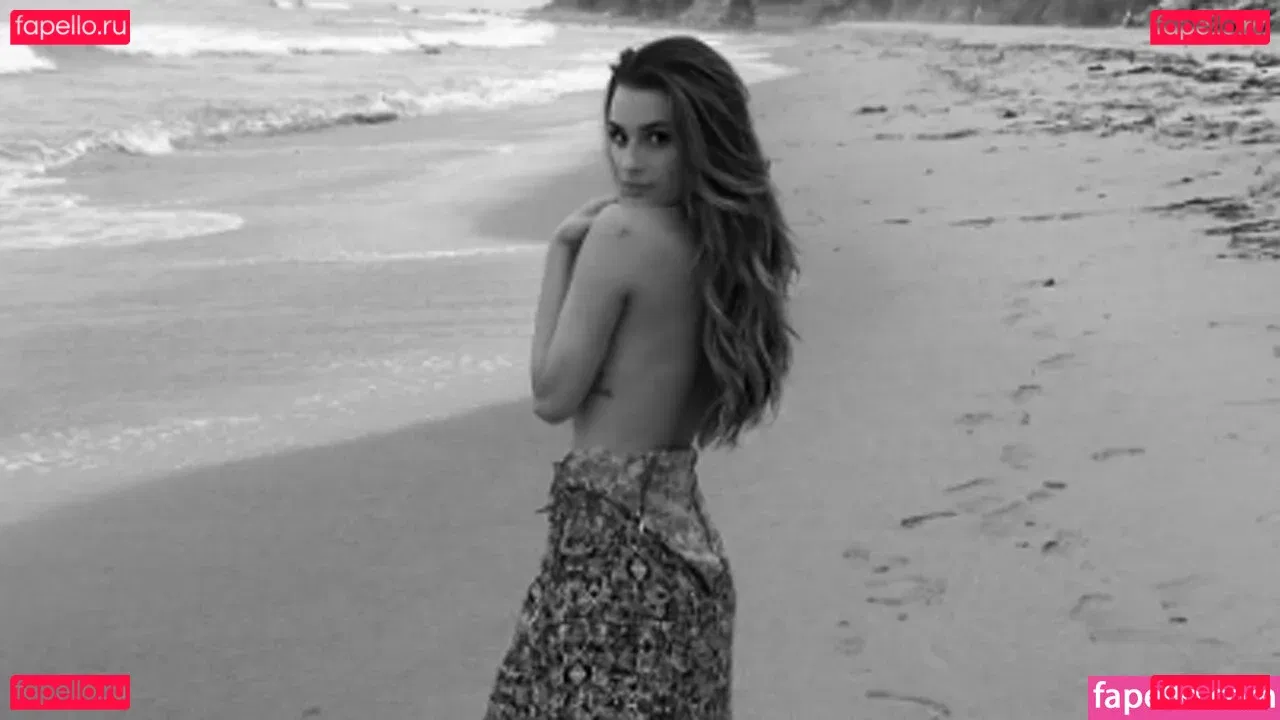 Lea Michele Onlyfans Photo Gallery 