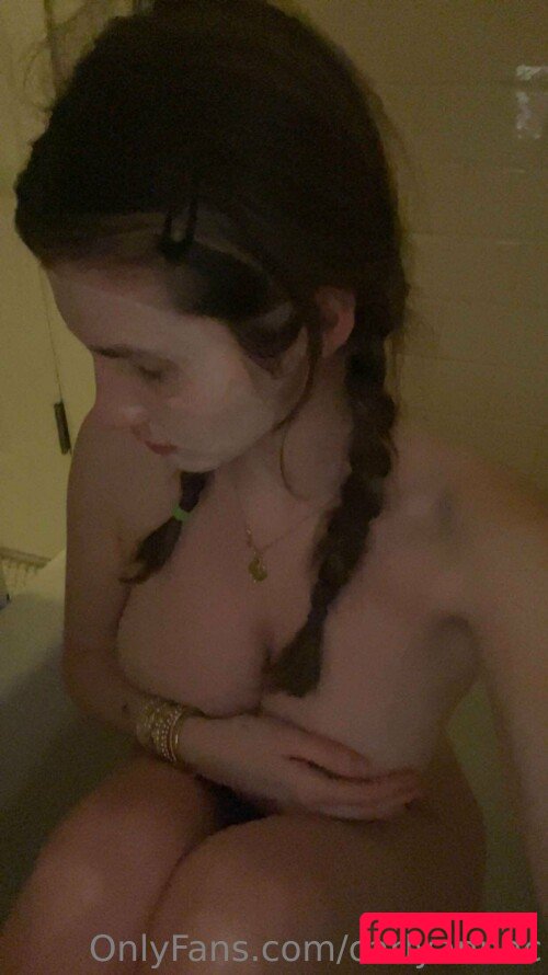 carlyannac Nude Onlyfans Photo 26