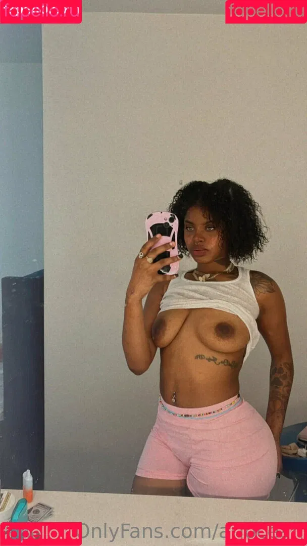 ariocean Onlyfans Photo Gallery 