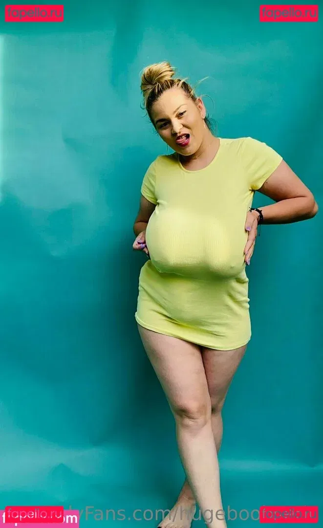 hugeboobserin Onlyfans Photo Gallery 