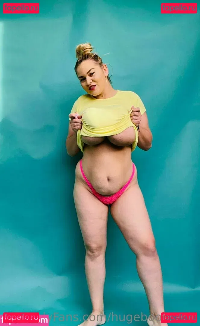 hugeboobserin Onlyfans Photo Gallery 