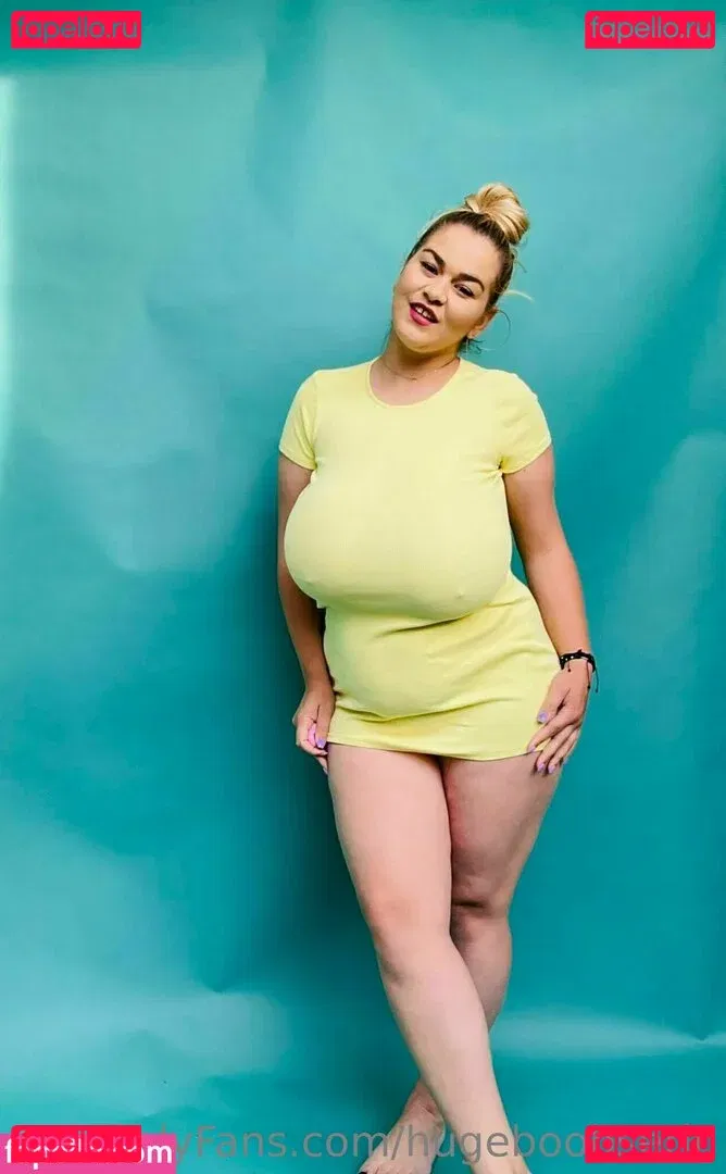 hugeboobserin Onlyfans Photo Gallery 