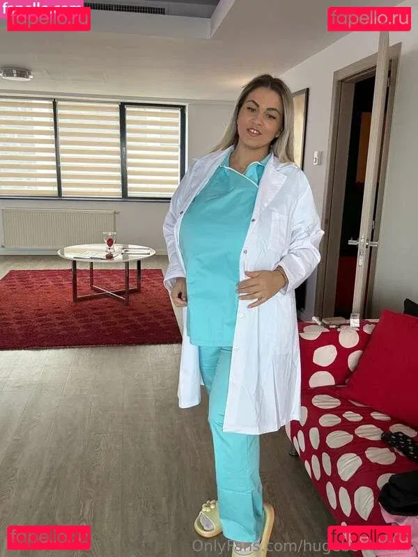 hugeboobserin Onlyfans Photo Gallery 