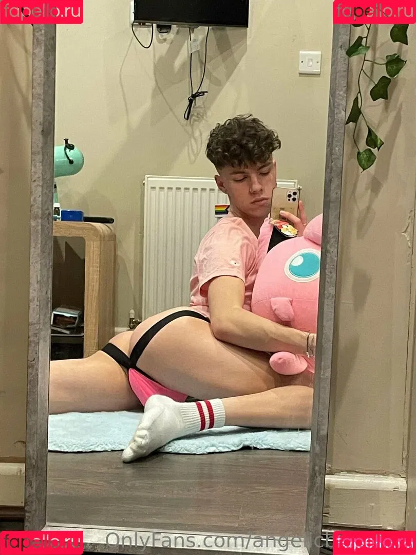 angelicboyofree Onlyfans Photo Gallery 