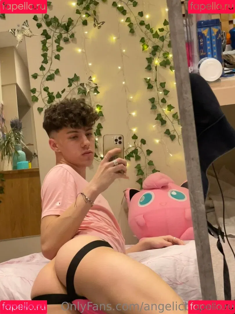 angelicboyofree Onlyfans Photo Gallery 