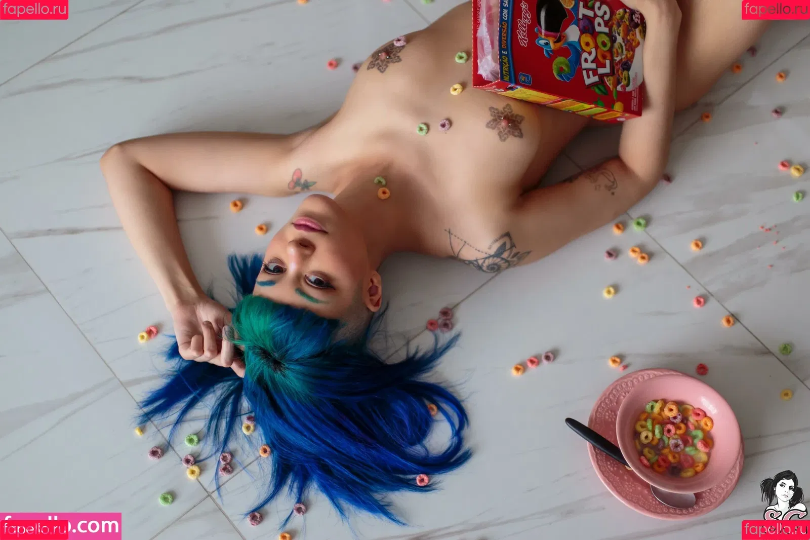Lolli SG Onlyfans Photo Gallery 