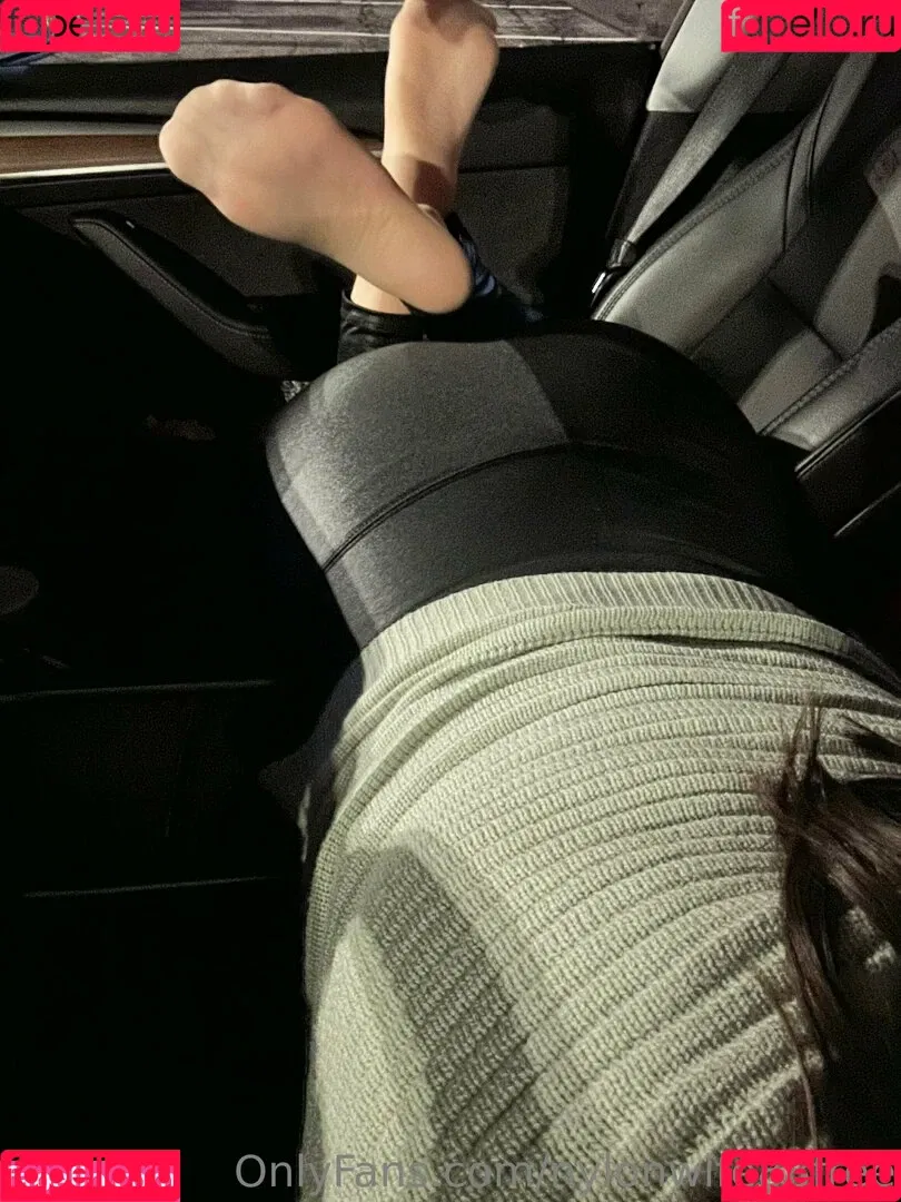 nylonwife88free Onlyfans Photo Gallery 