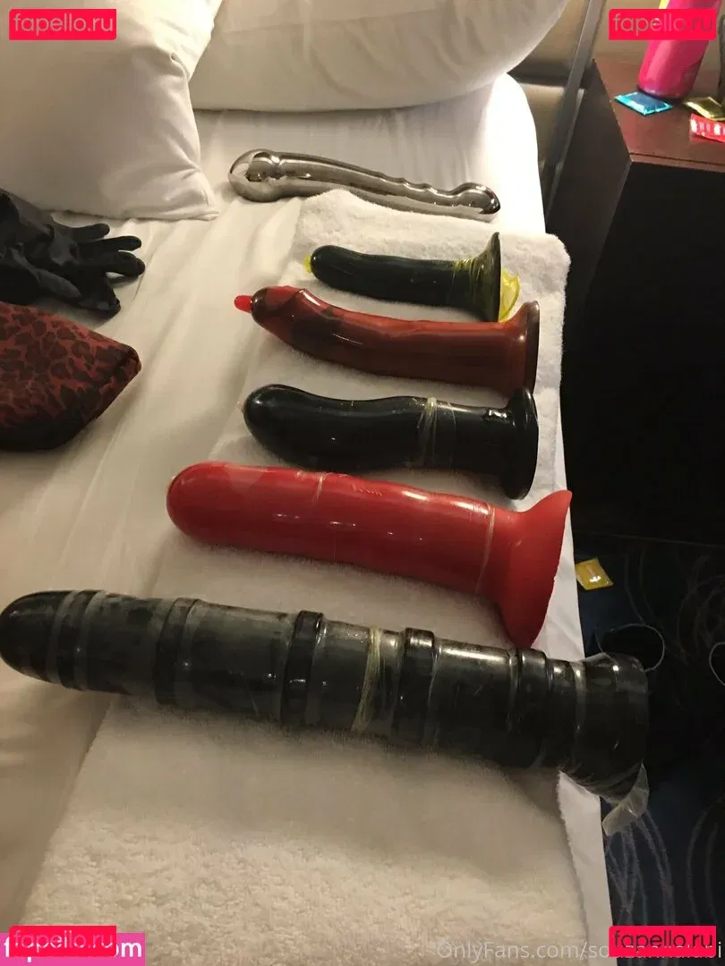 SouzanHalabi Onlyfans Photo Gallery 