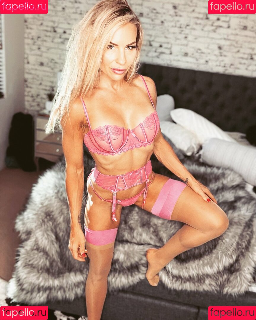 FitHoneyJoy Onlyfans Photo Gallery 