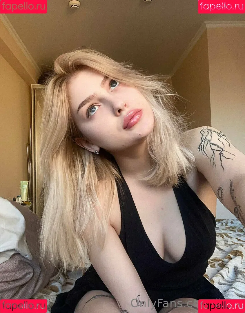 lilaxshy Onlyfans Photo Gallery 