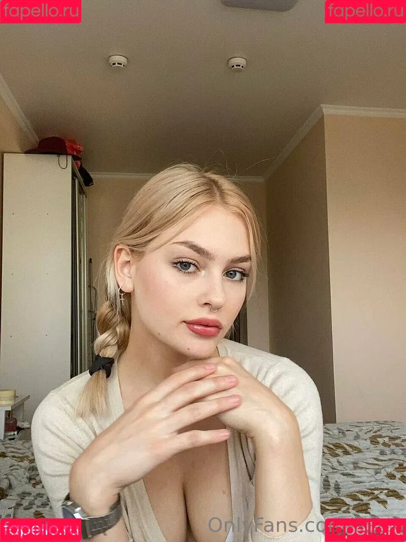 lilaxshy Onlyfans Photo Gallery 