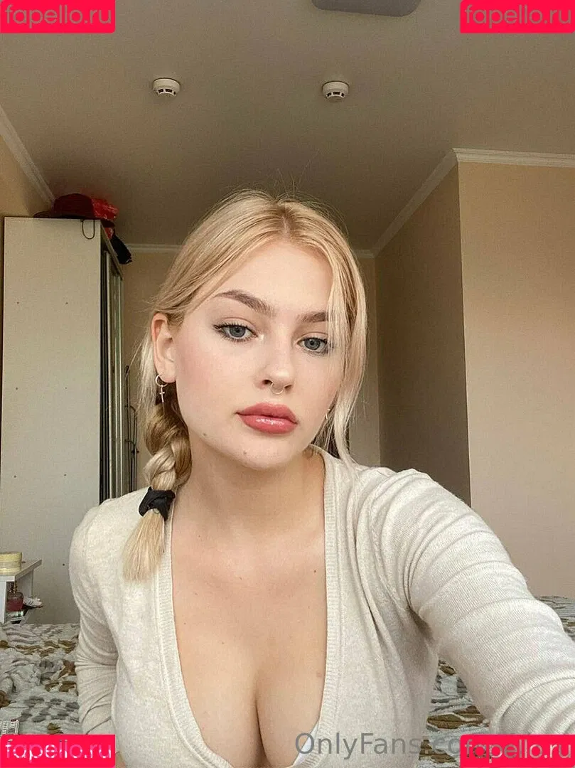 lilaxshy Onlyfans Photo Gallery 