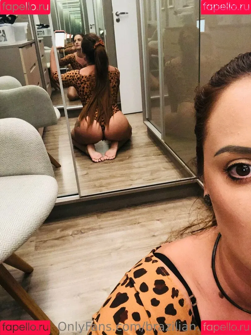 brazilian.redhead Onlyfans Photo Gallery 