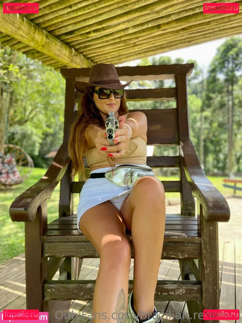 brazilian.redhead Onlyfans Photo Gallery 