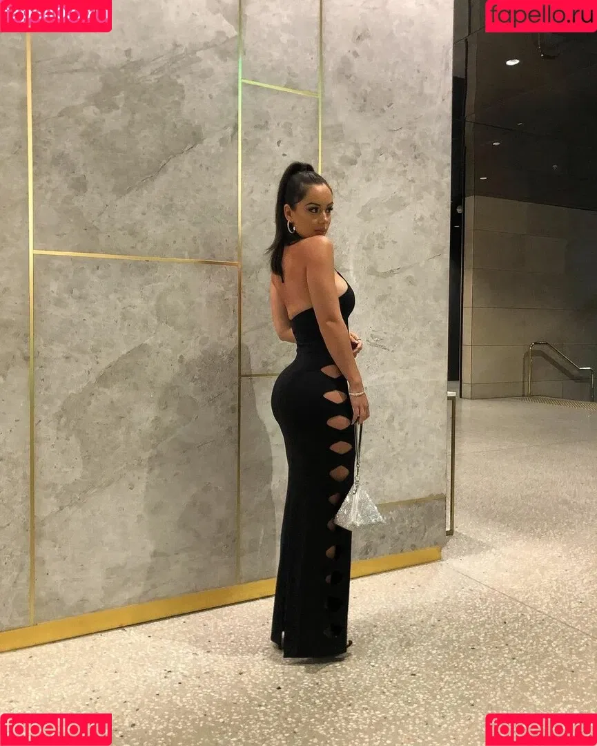 Amy Watchirs Onlyfans Photo Gallery 