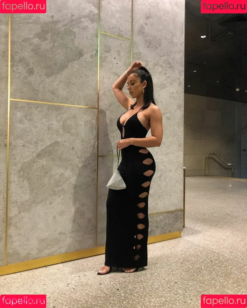 Amy Watchirs Onlyfans Photo Gallery 