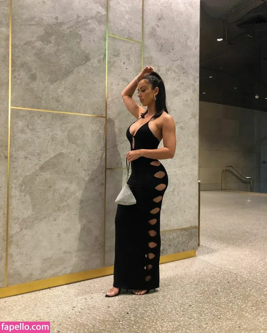 Amy Watchirs Onlyfans Photo Gallery 