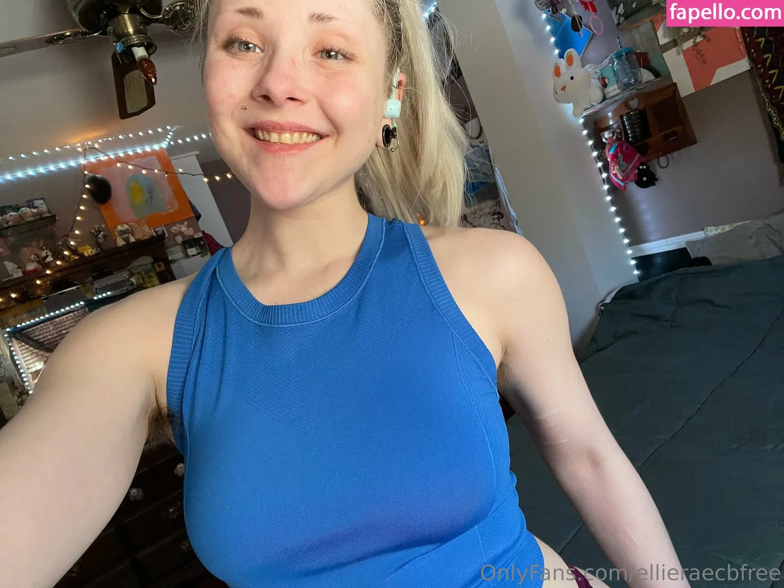ellieraecbfree Onlyfans Photo Gallery 