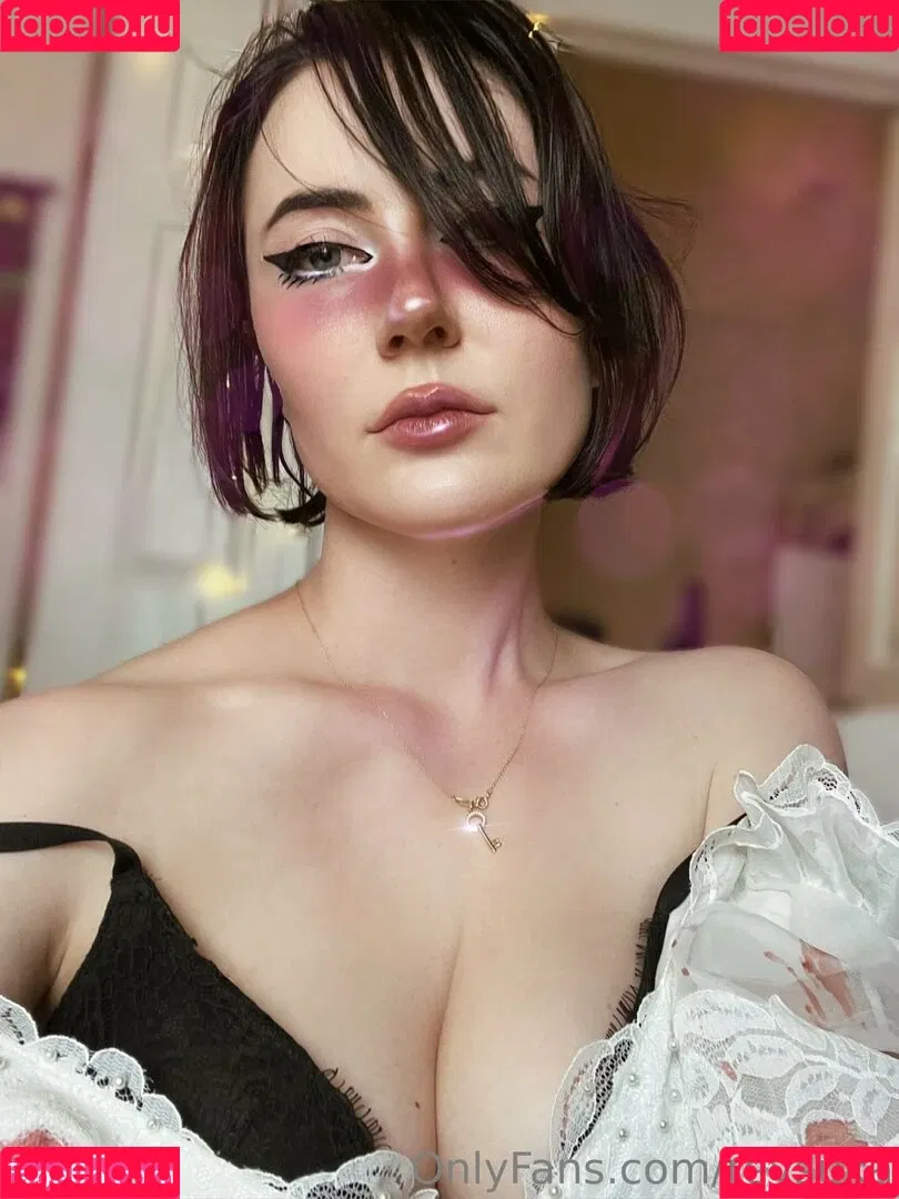 reysuka Onlyfans Photo Gallery 