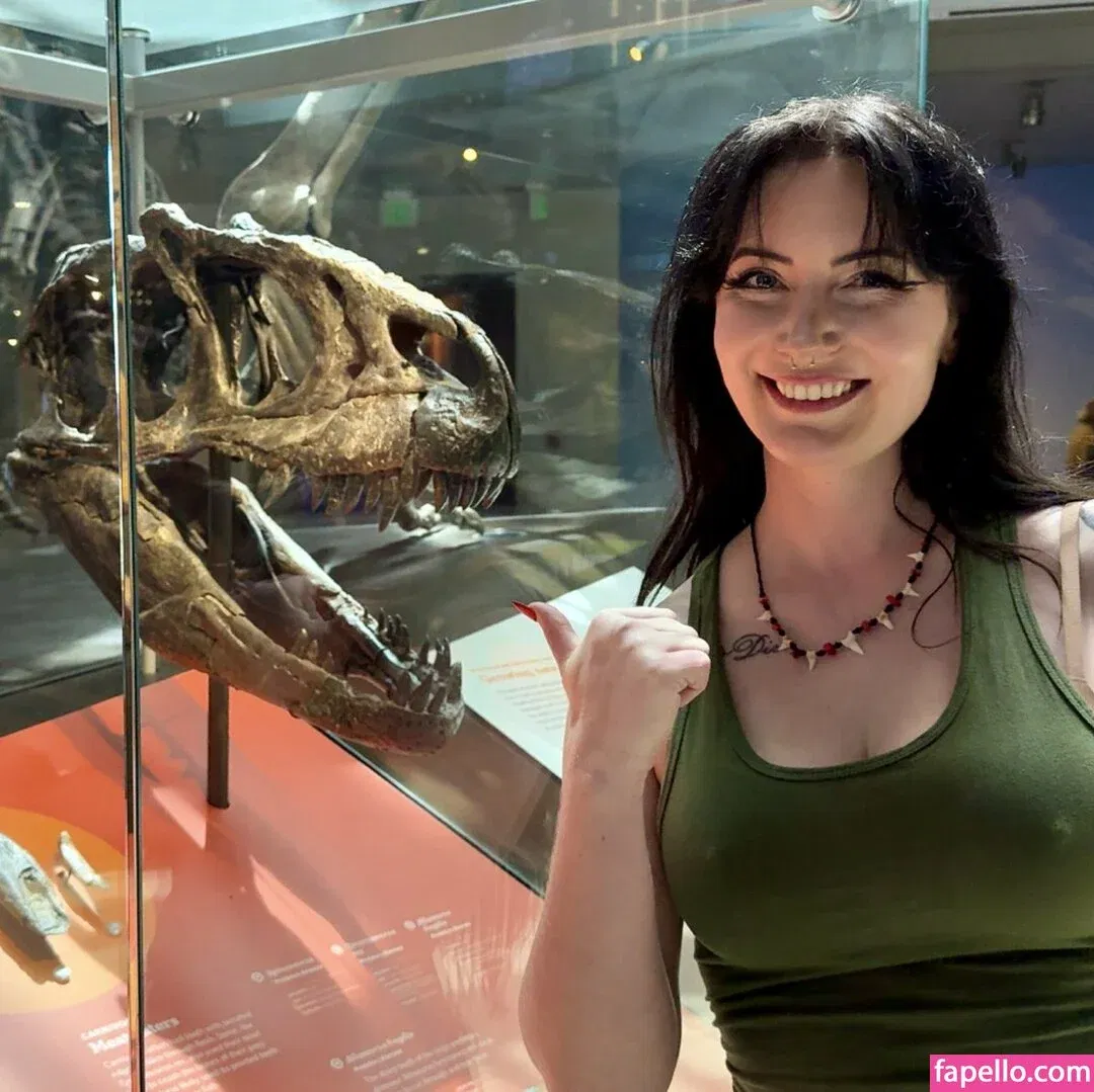 reysuka Onlyfans Photo Gallery 