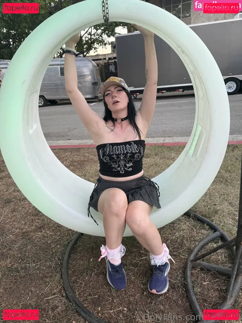 reysuka Onlyfans Photo Gallery 