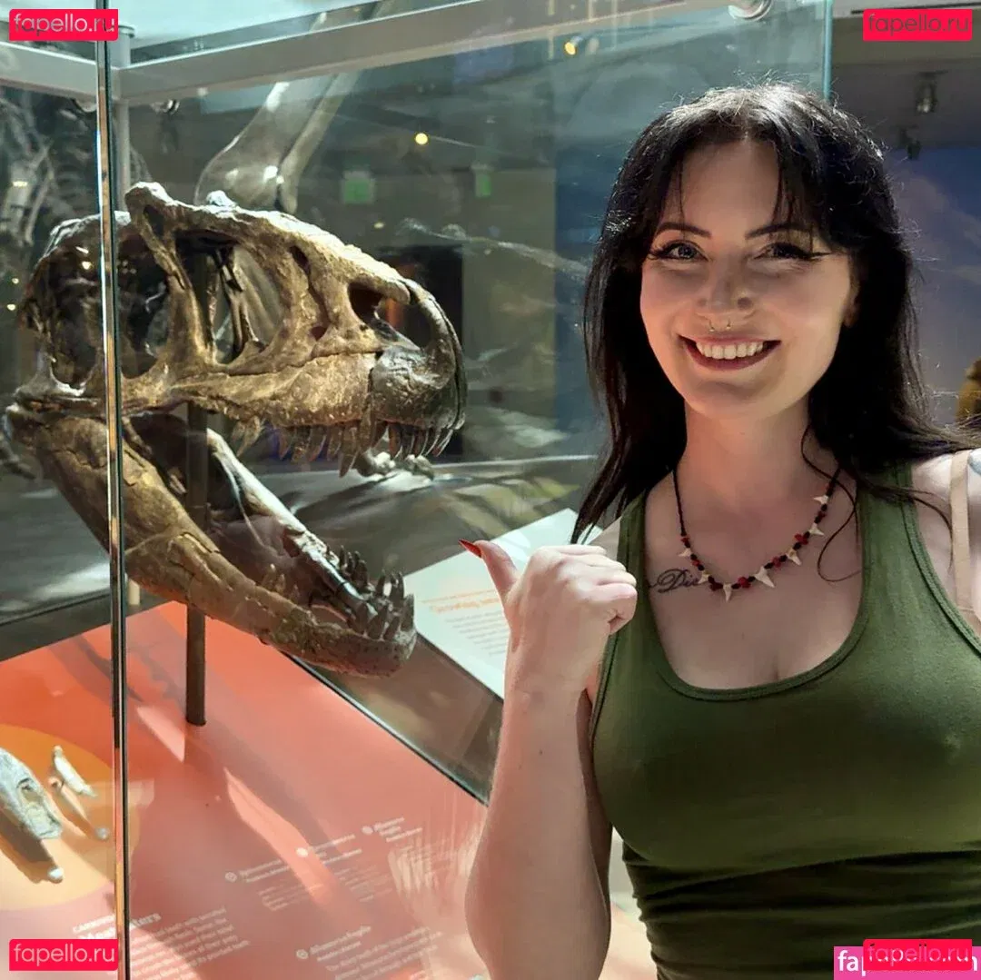 reysuka Onlyfans Photo Gallery 