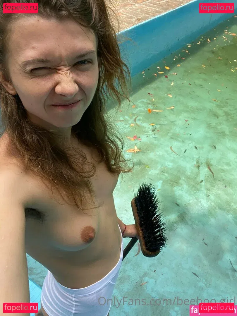 beeboo.girl Onlyfans Photo Gallery 